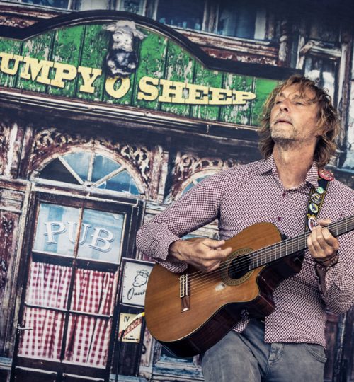 © Lilian Ginet
www.lilianginet.com
contact : lilian.ginet@gmail.com