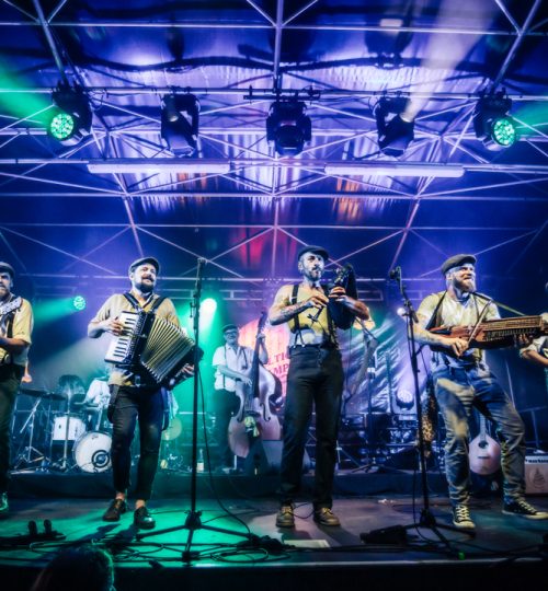 © Lilian Ginet
www.lilianginet.com
contact : lilian.ginet@gmail.com
Facebook : Lilian Ginet - Images
Instagram : @lilianginet_images