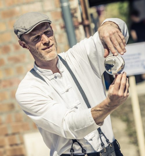 © Lilian Ginet
www.lilianginet.com
contact : lilian.ginet@gmail.com