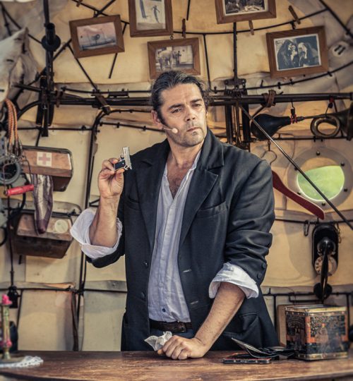 © Lilian Ginet
www.lilianginet.com
contact : lilian.ginet@gmail.com